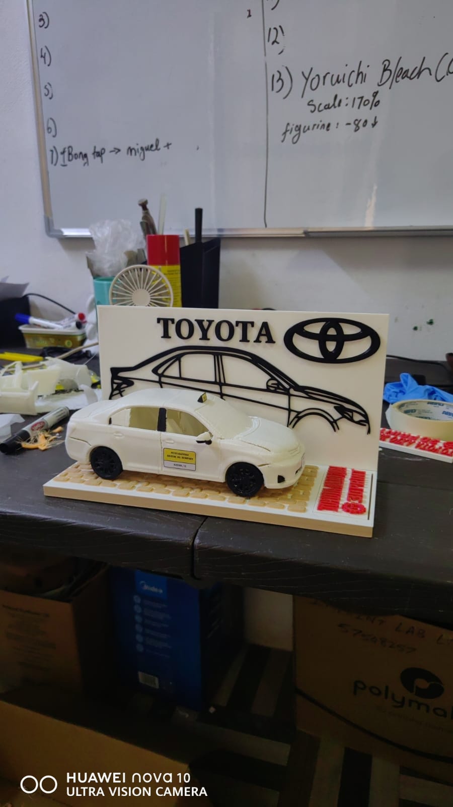 3D printed white Toyota taxi - Mauritius taxi model